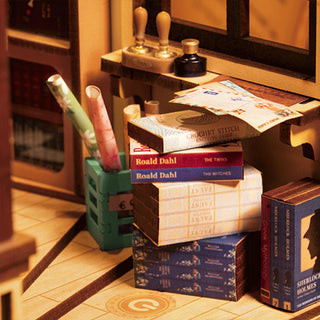Bookstore Book Nook 194 piece 3D puzzle