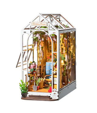 Garden House Book Nook 176 Piece 3D Puzzle