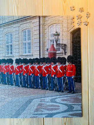 RØD GALLA 1000 brikker puslespil fra Penny Puzzle